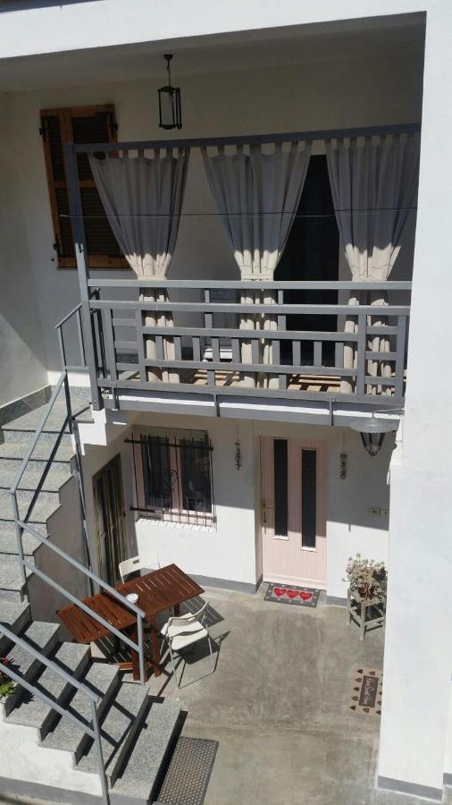 La Corte Senza Tempo Canonica  Exterior foto